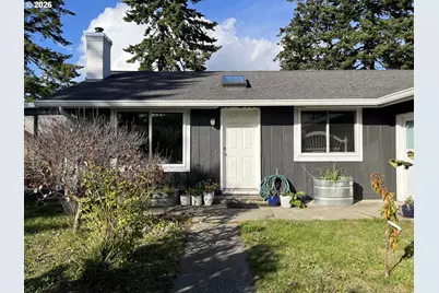 2045 19th St, Florence, OR 97439 - Photo 6