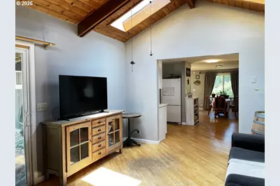 2045 19th St, Florence, OR 97439 - Photo 36