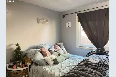 2045 19th St, Florence, OR 97439 - Photo 18