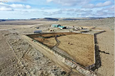 29327 Weaver Springs Rd, Burns, OR 97720 - Photo 4