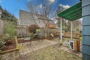 2220 SE Yamhill St, Portland, OR 97214 - Photo 44