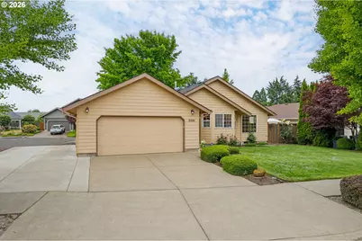 2381 Dale Ave, Eugene, OR 97408 - Photo 2
