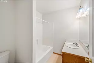 257 N Knights Bridge Rd, Canby, OR 97013 - Photo 26