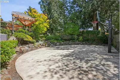 11980 NW Oatfield Ct, Portland, OR 97229 - Photo 44