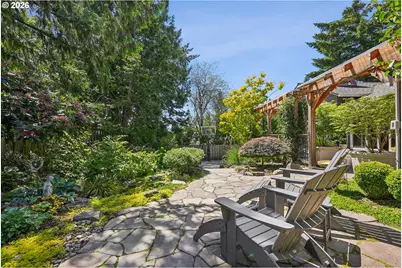 11980 NW Oatfield Ct, Portland, OR 97229 - Photo 38