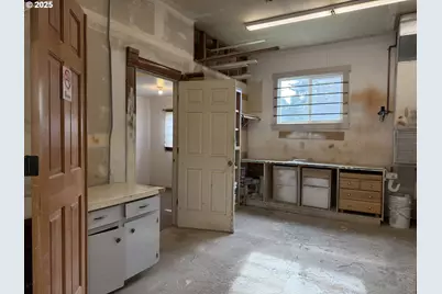 4001 E 18th St, Vancouver, WA 98661 - Photo 26