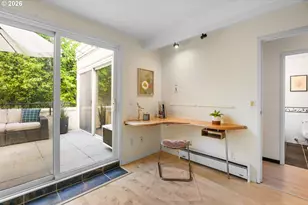 1947 NW Hoyt St, Portland, OR 97209 - Photo 20