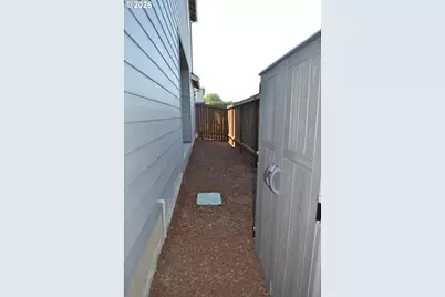 603 Pickering Ln, Woodburn, OR 97071 - Photo 18