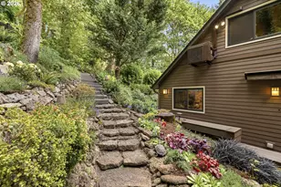3919 SW Hillside Dr, Portland, OR 97221 - Photo 38