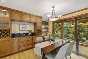 3919 SW Hillside Dr, Portland, OR 97221 - Photo 10