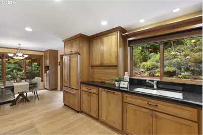 3919 SW Hillside Dr, Portland, OR 97221 - Photo 6