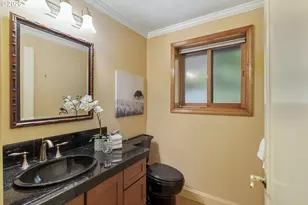 3919 SW Hillside Dr, Portland, OR 97221 - Photo 14