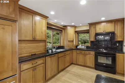 3919 SW Hillside Dr, Portland, OR 97221 - Photo 4