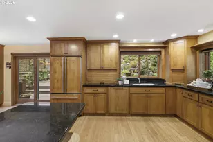3919 SW Hillside Dr, Portland, OR 97221 - Photo 6