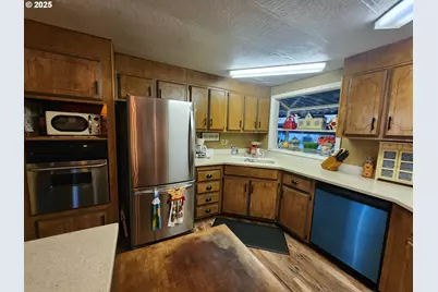 5422 Portland Rd NE #127, Salem, OR 97305 - Photo 22