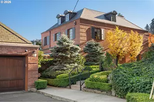 1490 SW Clifton St, Portland, OR 97201 - Photo 2