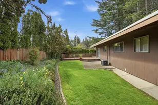 4148 SW 43rd Ave, Portland, OR 97221 - Photo 32