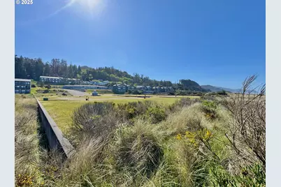 94050 Emerson Cir, Gold Beach, OR 97444 - Photo 34