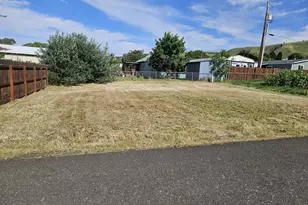 0 E 12th St, The Dalles, OR 97058 - Photo 1