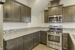 5727 Joynak St, Salem, OR 97306 - Photo 10