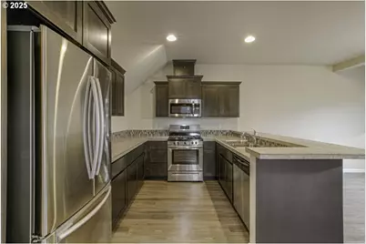 5727 Joynak St, Salem, OR 97306 - Photo 8