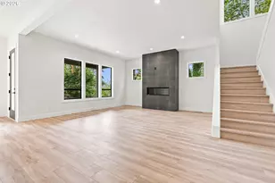 4620 SW Cullen Blvd, Portland, OR 97221 - Photo 2
