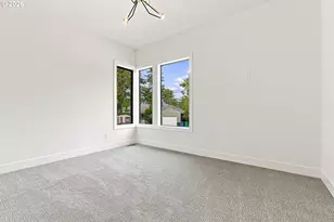 4620 SW Cullen Blvd, Portland, OR 97221 - Photo 18