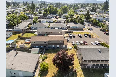 1180 R St, Springfield, OR 97477 - Photo 6