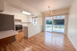 10235 NE Thompson St, Portland, OR 97220 - Photo 14