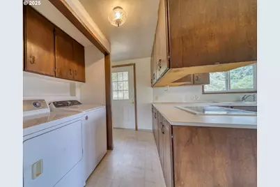 32650 Oester Rd, Warren, OR 97053 - Photo 12