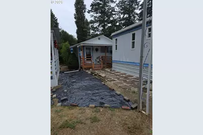 422 Lou Gray Dr, Myrtle Creek, OR 97457 - Photo 10