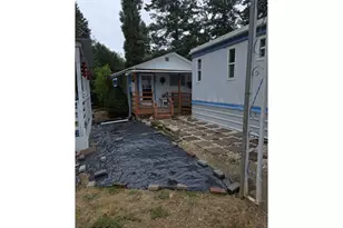 422 Lou Gray Dr, Myrtle Creek, OR 97457 - Photo 10
