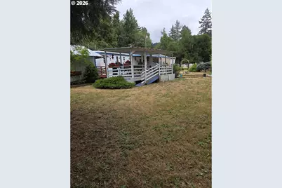 422 Lou Gray Dr, Myrtle Creek, OR 97457 - Photo 6