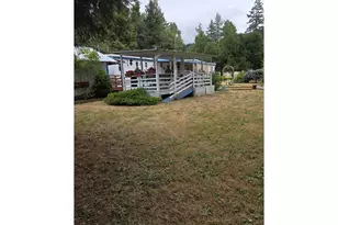 422 Lou Gray Dr, Myrtle Creek, OR 97457 - Photo 6