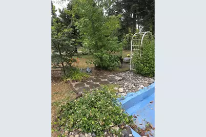 422 Lou Gray Dr, Myrtle Creek, OR 97457 - Photo 8