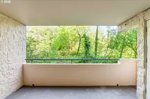 6605 W Burnside Rd, Portland, OR 97210 - Photo 14