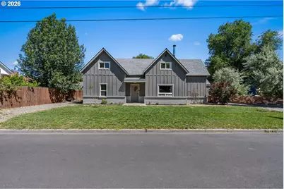 267 NW 5th St, Prineville, OR 97754 - Photo 2