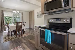 18881 Highland Dr, Oregon City, OR 97045 - Photo 12
