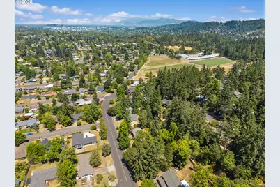 4861 Donald St, Eugene, OR 97405 - Photo 38