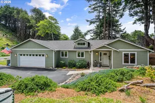 17440 Deer Park Dr, Brookings, OR 97415 - Photo 2
