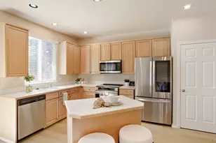 16226 NW Fescue Ct, Portland, OR 97229 - Photo 6