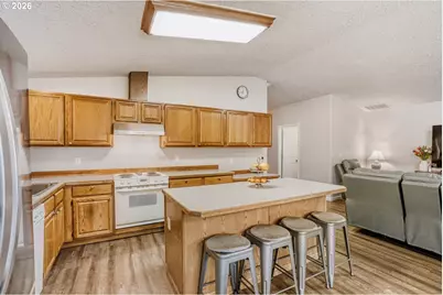 810 NE 167th Ave, Vancouver, WA 98684 - Photo 10