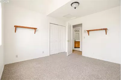 9985 SW 141st Ave, Beaverton, OR 97008 - Photo 38