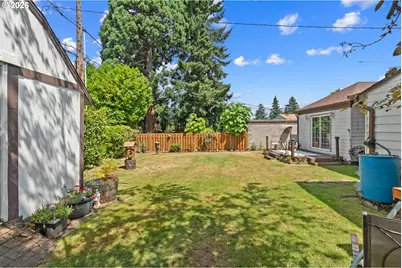 3811 NE 114th Ave, Portland, OR 97220 - Photo 38