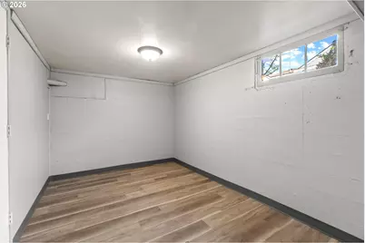 3811 NE 114th Ave, Portland, OR 97220 - Photo 30