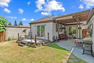 3811 NE 114th Ave, Portland, OR 97220 - Photo 36