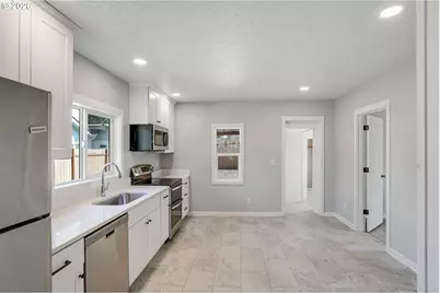 856 Highland Ave NE, Salem, OR 97301 - Photo 14