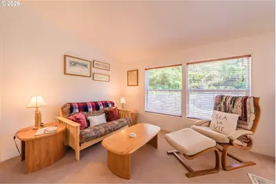 1232 SE 2nd Ct, Lincoln City, OR 97367 - Photo 12