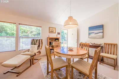 1232 SE 2nd Ct, Lincoln City, OR 97367 - Photo 16