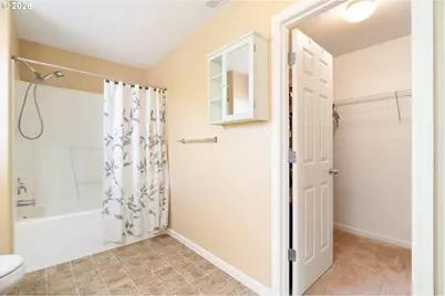22908 NE Chinook St, Troutdale, OR 97060 - Photo 18
